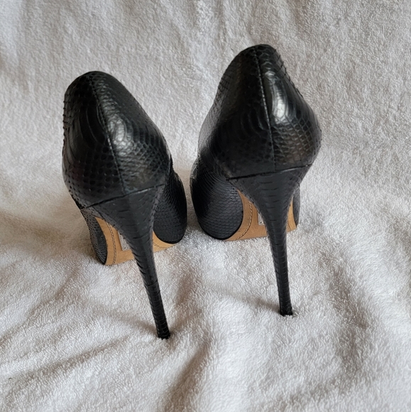 Alejandro Ingelmo Python Pumps - Picture 3 of 4